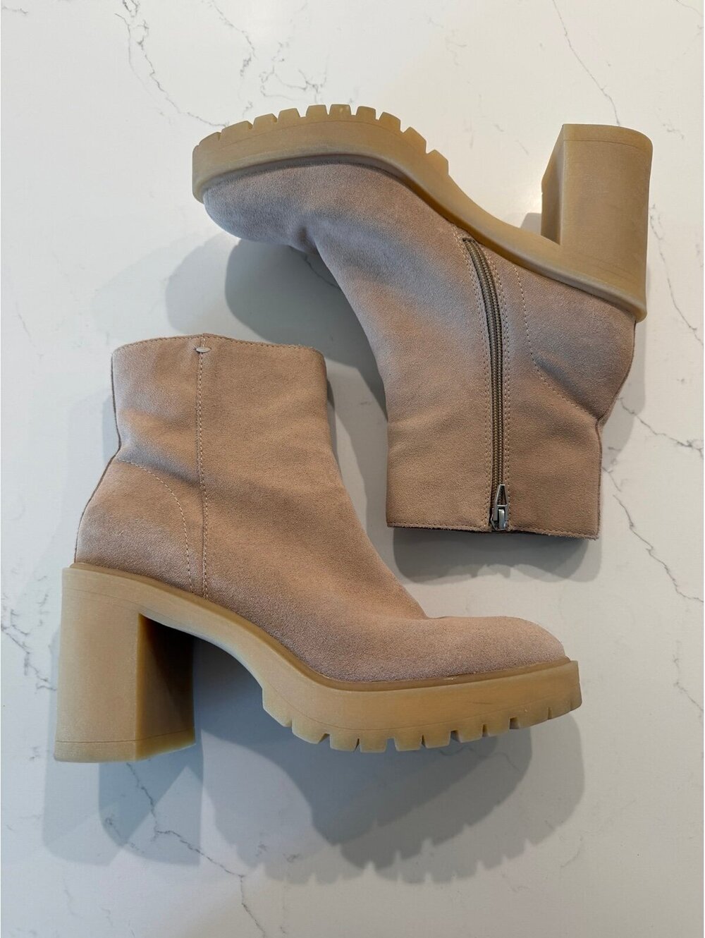 Dolce Vita Tan Suede Chunky Platform Ankle Boots Women's Size 9.5